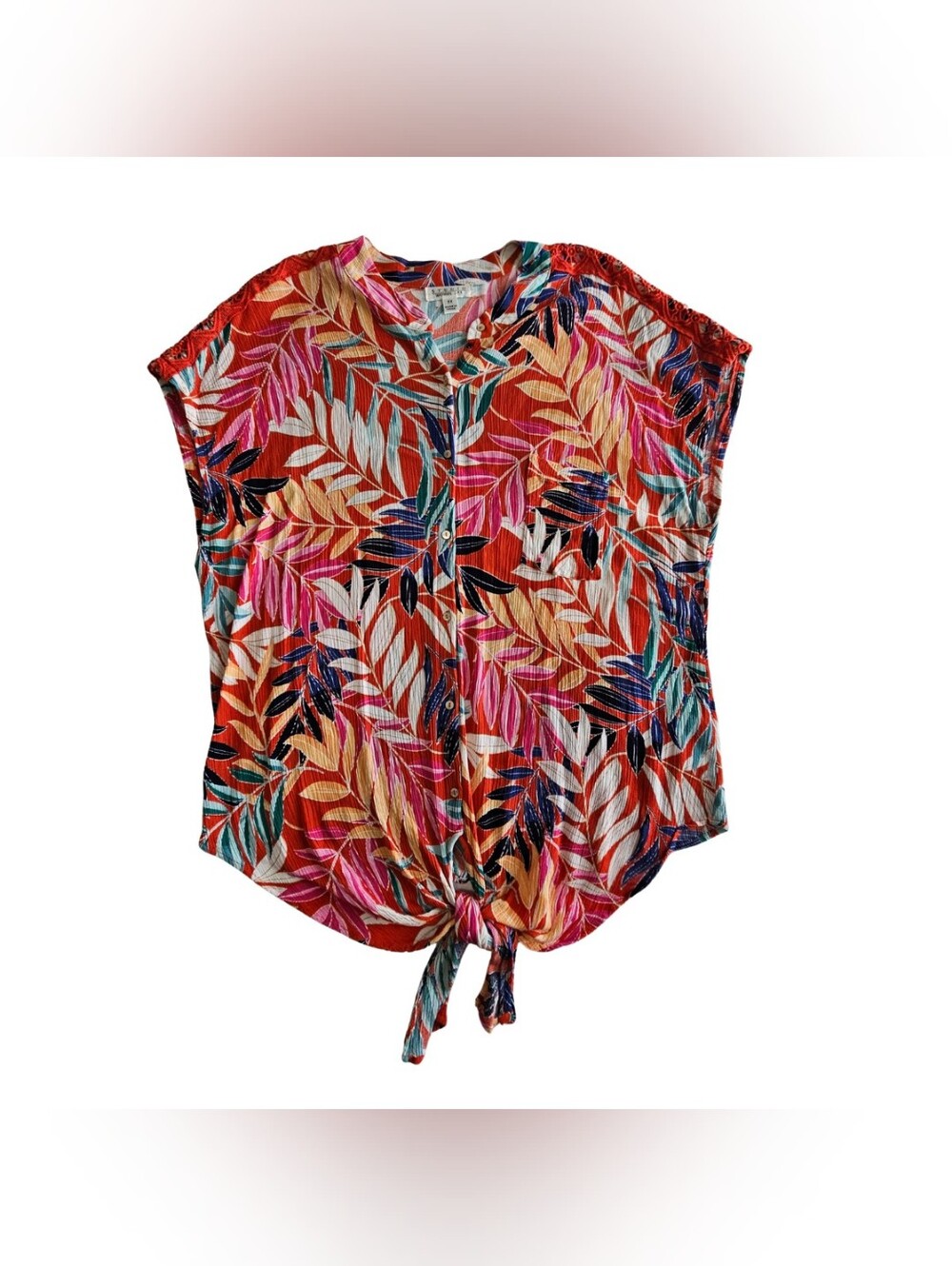 Women’s Plus Size 2X Tropical Tie-Front Shirt